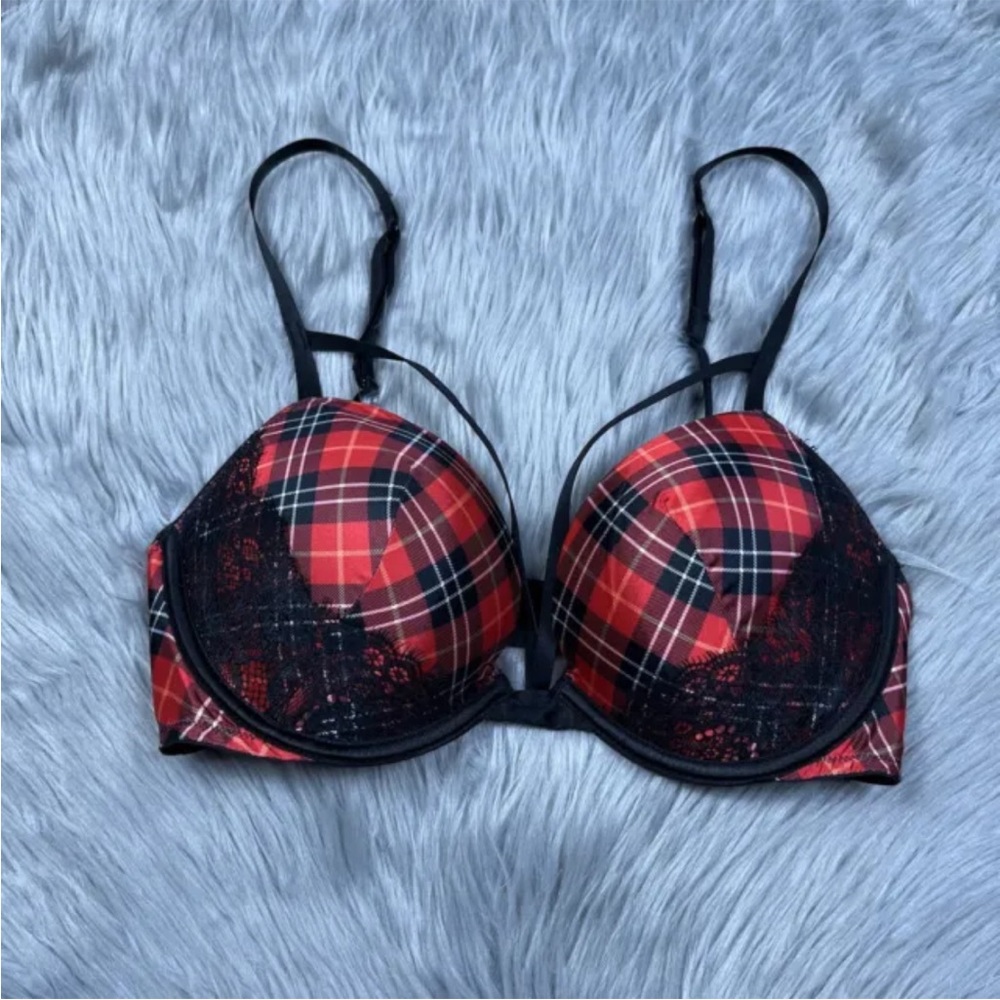 Victorias Secret Very Sexy Push Up Bra Red Black Holiday Plaid Size 32D